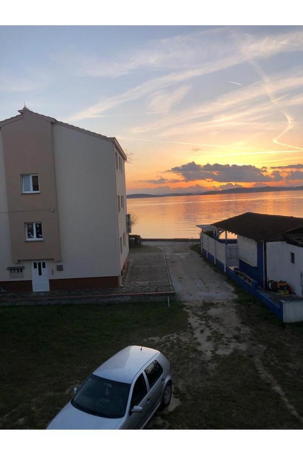 Beach Front Paradise Apartment Sukošan Extérieur photo